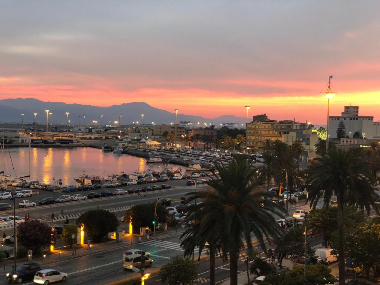 Marina Di Castello Bed and Breakfast Cagliari Buitenkant foto