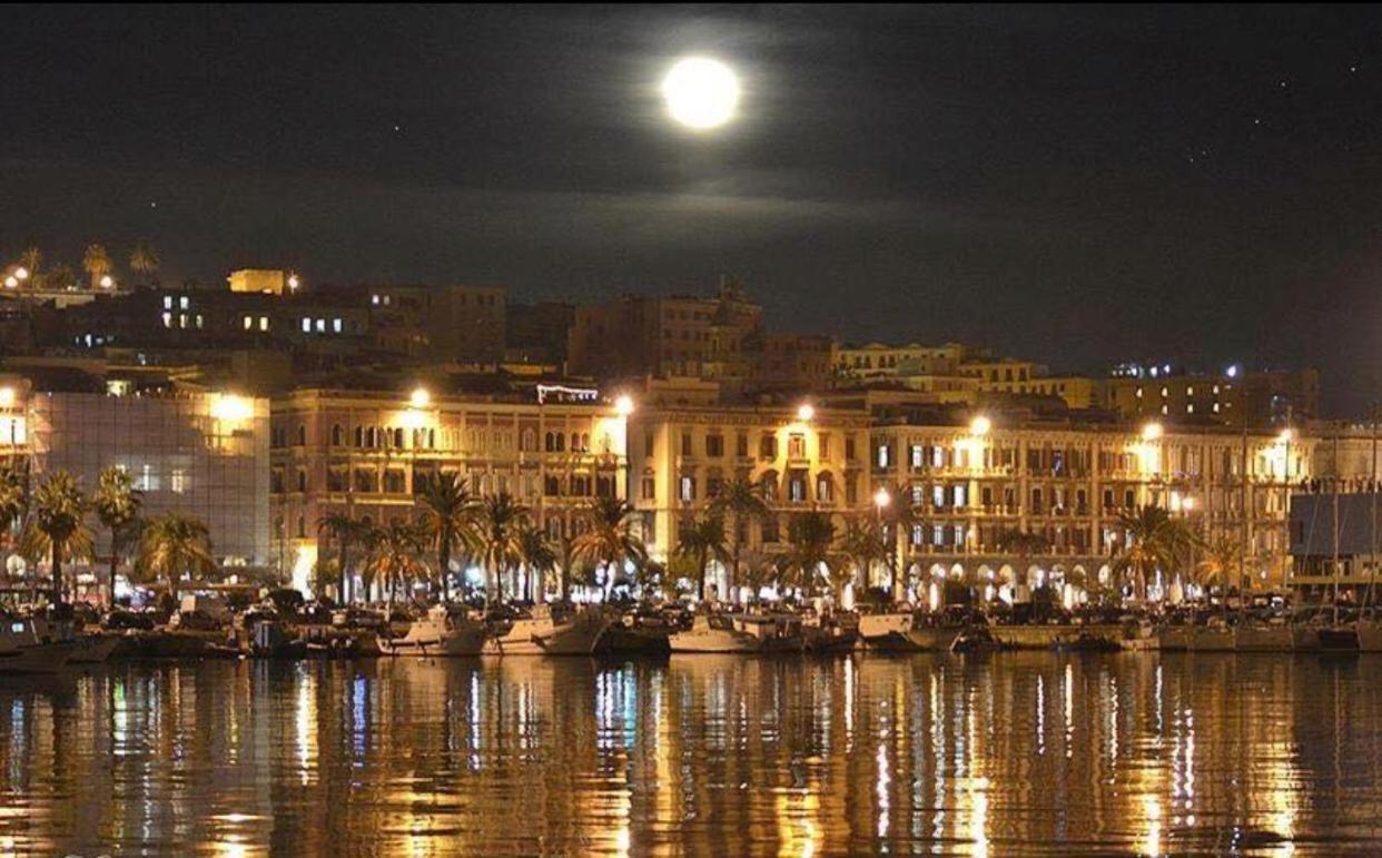 Marina Di Castello Bed and Breakfast Cagliari Buitenkant foto